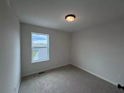 Bedroom - 13614 Willow Dr, Rogers, MN 55374 photo 3 of 4