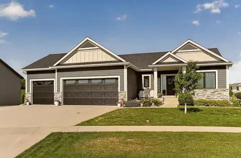 867 Grand Ridge Dr NE, Byron, MN 55920