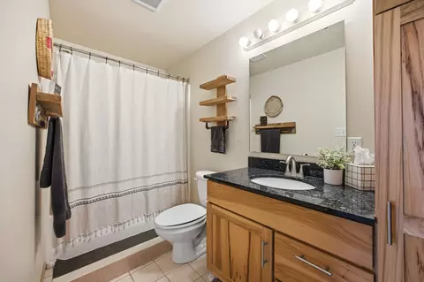 Bath - 4237 39th Ave S, Fargo, ND 58104 photo 2 of 2