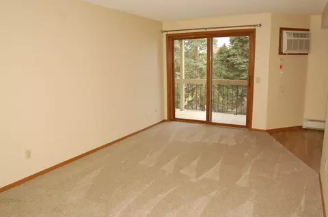 14843 Endicott Way #209, Apple Valley, MN 55124