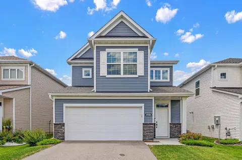 19301 Crystal Ter, Farmington, MN 55024