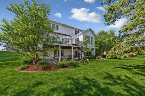 9756 211th St W, Lakeville, MN 55044