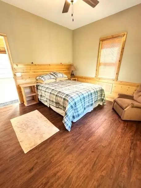 Bedroom - 18662 483rd St, Mcgregor, MN 55760 photo 3 of 4