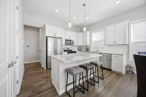 8164 Arrowwood Ln N, Maple Grove, MN 55369