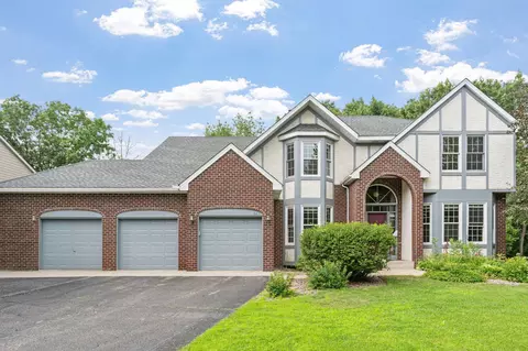 547 Abbey Way, Mendota Heights, MN 55120