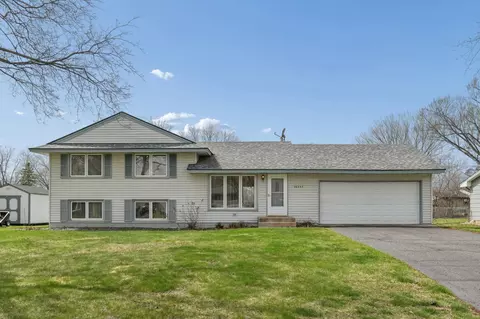 20597 Iceland Ave, Lakeville, MN 55044