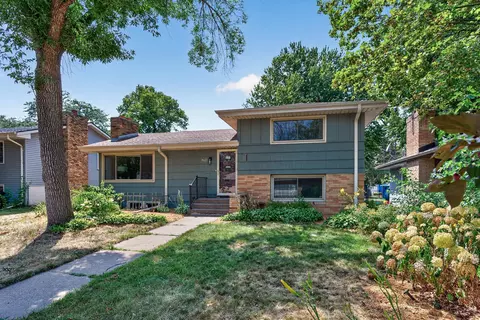 4621 Ewing Ave N, Robbinsdale, MN 55422