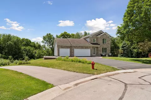 3990 Forest Ct, Saint Bonifacius, MN 55375