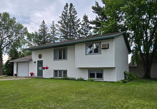 602 1st Ave SE, Little Falls, MN 56345