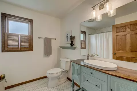 Bath - 15912 Cascade Path, Rosemount, MN 55068 photo 5 of 8