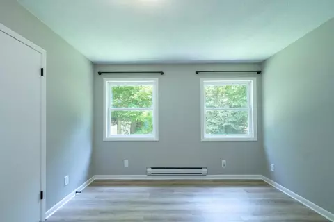 Bedroom - 30784 E Cottonwood Rd, Cushing, MN 56443 photo 10 of 12