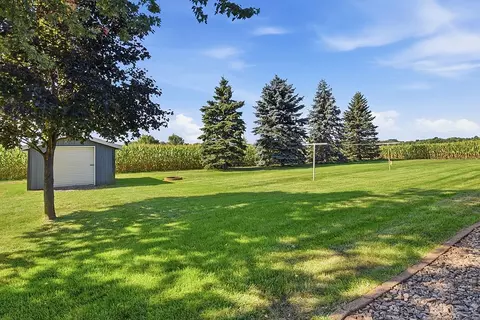 Exterior - 6637 229th St, Saint Cloud, MN 56301 photo 5 of 10