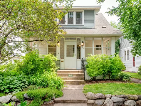 862 Holton St, Saint Paul, MN 55104
