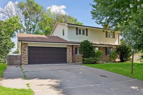 9116 34 12 Ave N, New Hope, MN 55427