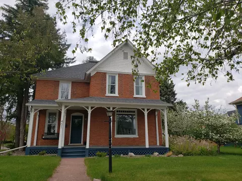 401 Juniper St, Brainerd, MN 56401 photo 1