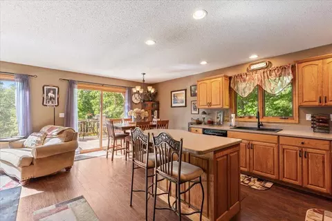 Kitchen - 31204 Apache Cir, Pequot Lakes, MN 56472 photo 1 of 6