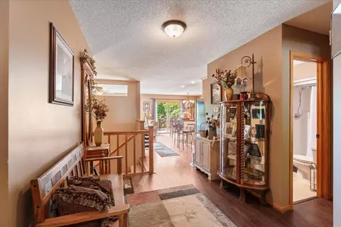 Entry Way - 31204 Apache Cir, Pequot Lakes, MN 56472 photo 1 of 2