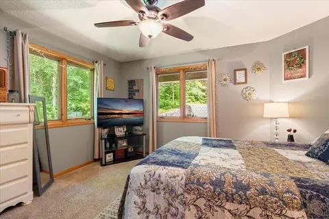 Bedroom - 31204 Apache Cir, Pequot Lakes, MN 56472 photo 3 of 6