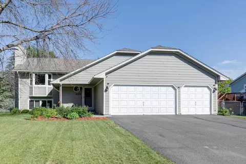 14839 Yakima St NW, Ramsey, MN 55303