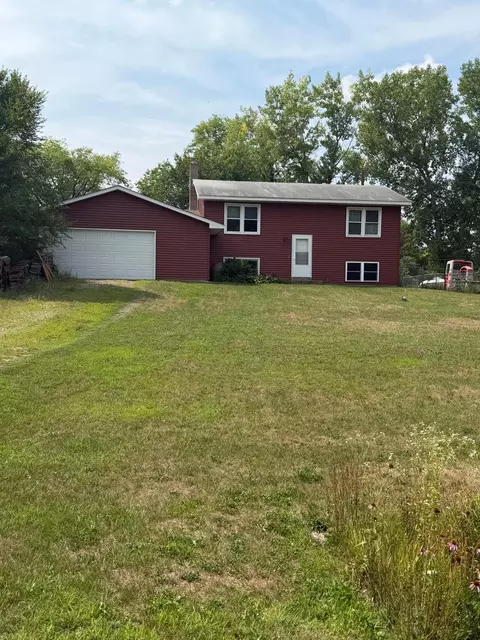 25350 101st St NW, Zimmerman, MN 55398