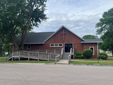 605 9th Ave, Clarkfield, MN 56223