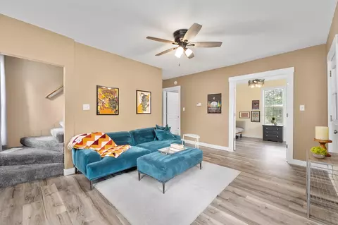637 Lake St, Eau Claire, WI 54703