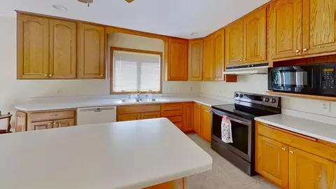 Kitchen - 401 S Bruce St S, Marshall, MN 56258 photo 3 of 3