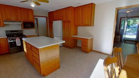 Kitchen - 401 S Bruce St S, Marshall, MN 56258 photo 1 of 3