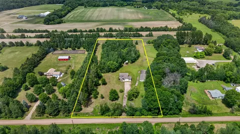8688 380th St, North Branch, MN 55056