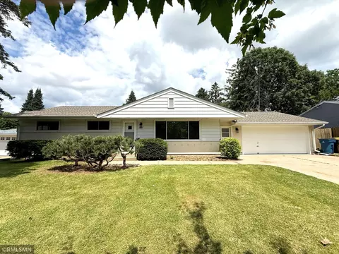 2327 Mayfair Ave, White Bear Lake, MN 55110