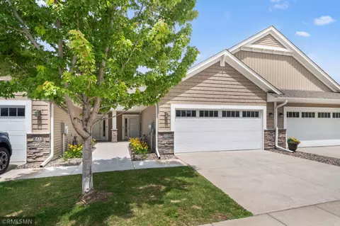 605 Liberty Way, Vadnais Heights, MN 55127