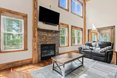 Living - 17538 Hunt Lake Trl, Faribault, MN 55021 photo 3 of 4