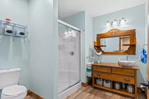 Bath - 17538 Hunt Lake Trl, Faribault, MN 55021 photo 1 of 6