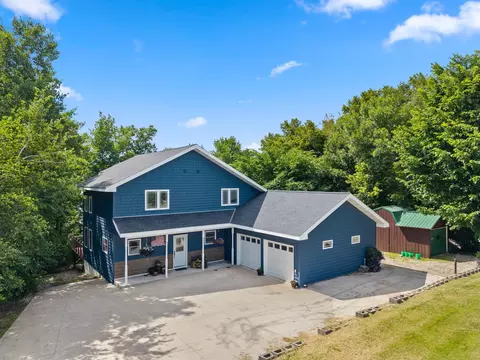 17538 Hunt Lake Trl, Faribault, MN 55021