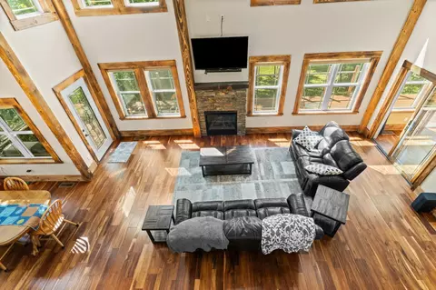 Living - 17538 Hunt Lake Trl, Faribault, MN 55021 photo 4 of 4