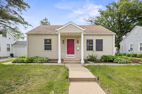 5709 W Lake St, Saint Louis Park, MN 55416