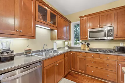 Kitchen - 1761 38th St S, Saint Cloud, MN 56301 photo 3 of 4