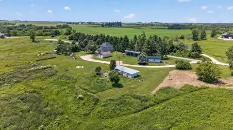70744 275th Ave, Lake City, MN 55041
