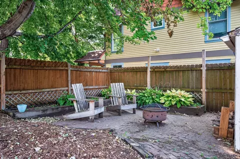 Exterior - 2819 E 25th St, Minneapolis, MN 55406 photo 7 of 9