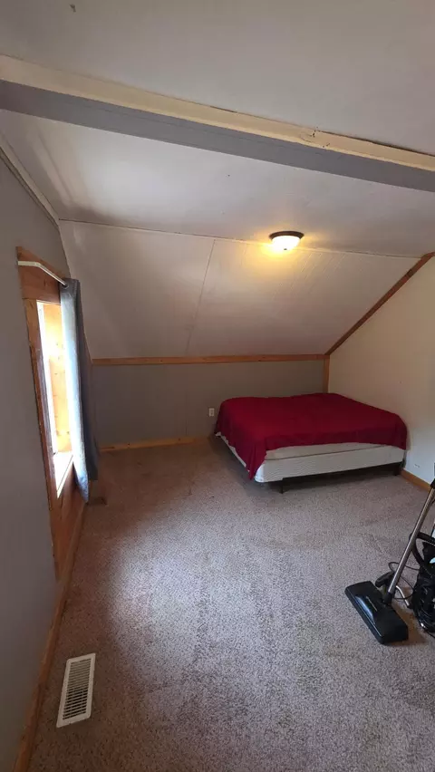 Bedroom - 513 3rd St SE, Willmar, MN 56201 photo 2 of 2