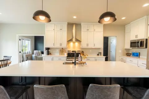 Kitchen - 4744 Hampton Loop S, Moorhead, MN 56560 photo 1 of 4