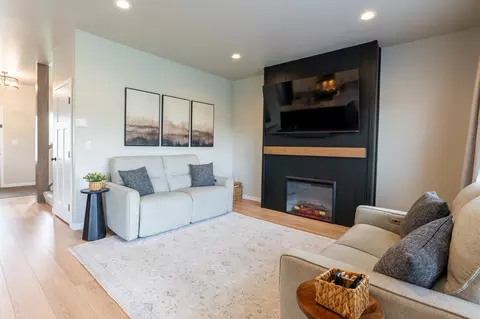 Living - 4744 Hampton Loop S, Moorhead, MN 56560 photo 1 of 2