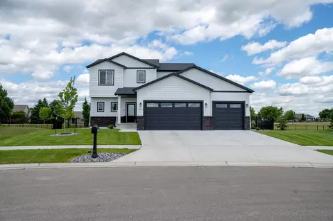 Exterior - 4744 Hampton Loop S, Moorhead, MN 56560 photo 2 of 6