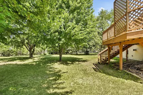 Exterior - 39 Fairfield Ln, Saint Cloud, MN 56303 photo 5 of 8