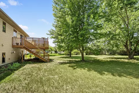 Exterior - 39 Fairfield Ln, Saint Cloud, MN 56303 photo 3 of 8