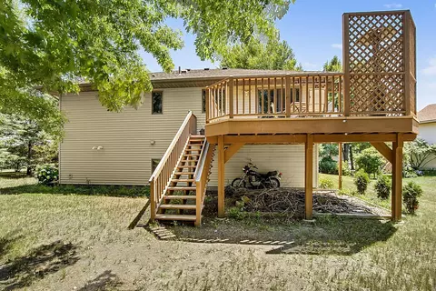 Exterior - 39 Fairfield Ln, Saint Cloud, MN 56303 photo 6 of 8