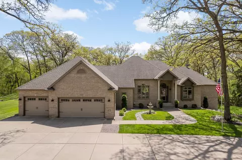 679 Oakgreen Avenue Ct N, Stillwater, MN 55082