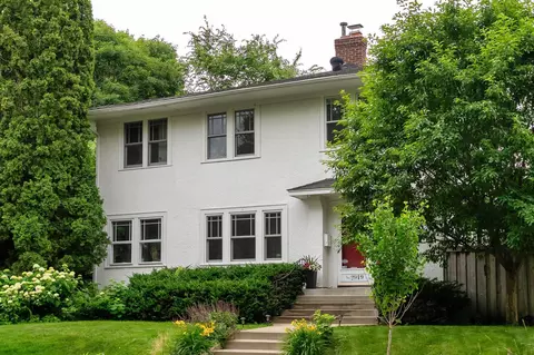 2919 W 47th St, Minneapolis, MN 55410