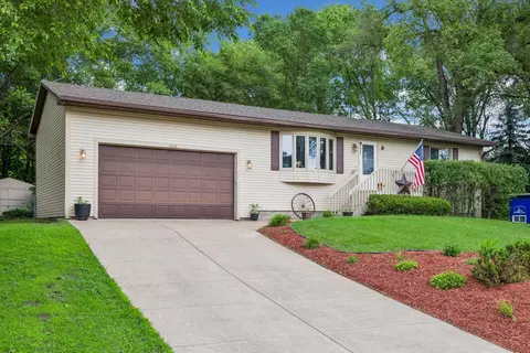 5426 Prospect Ave, White Bear Township, MN 55110