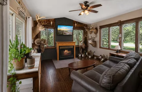 421 N Birch St, Royalton, MN 56373